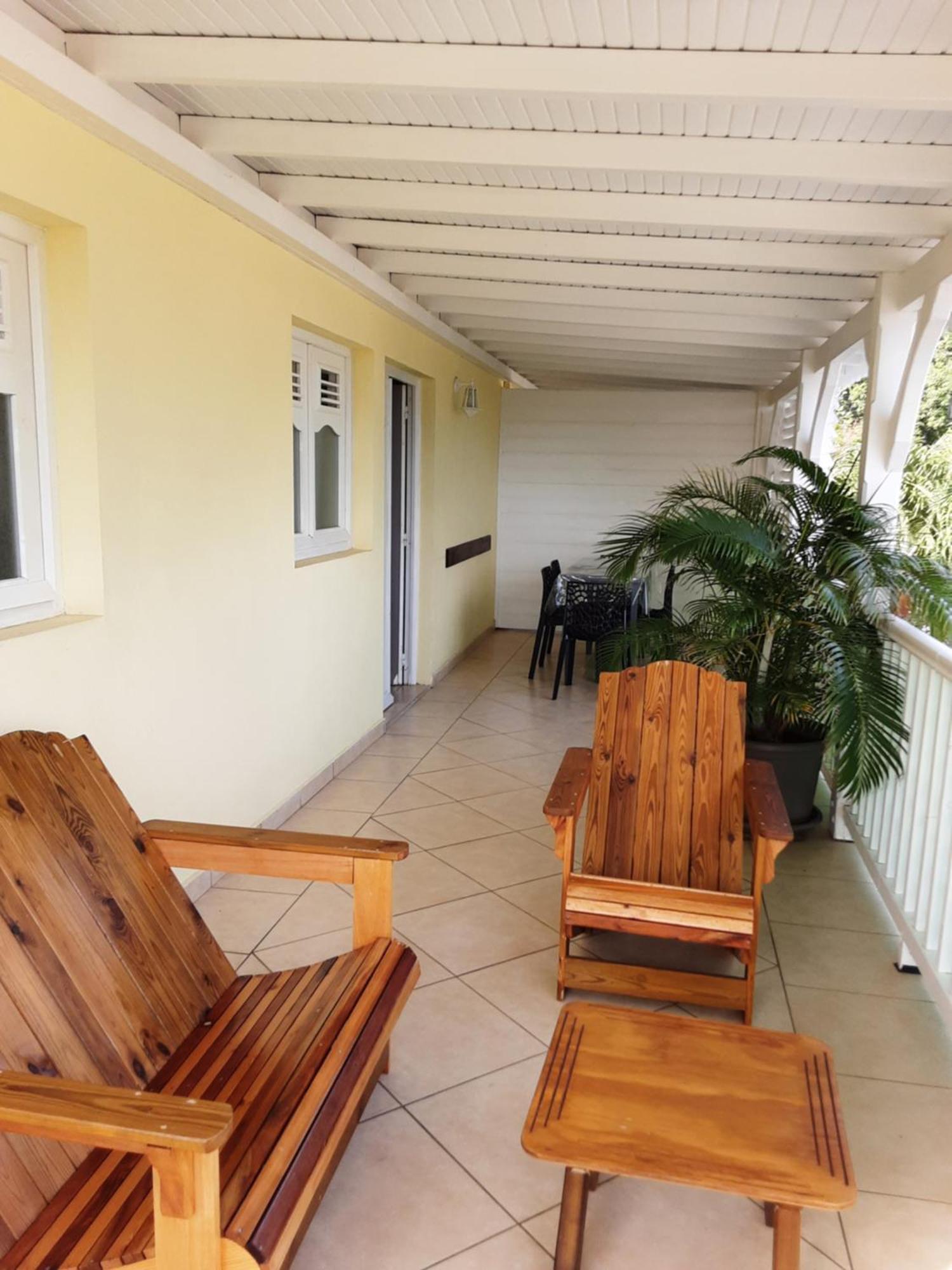 Ti Kaz En Nou' Apartment Pointe-Noire Exterior photo